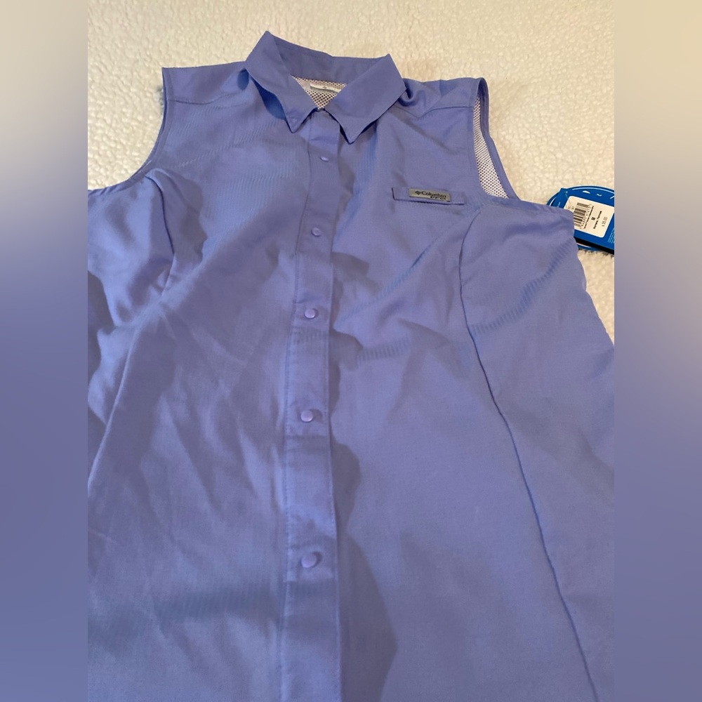 Columbia Women’s  PFG Light Blue Sleeveless Shirt size Medium NWT - Picture 2 of 12